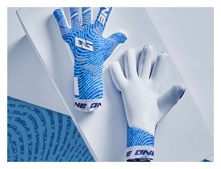 ONE Wave Pack Goalkeeper Gloves Cyclone Aqua Pack