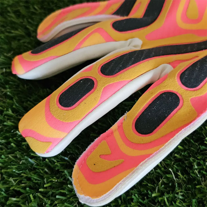 Puma ULTRA ULTIMATE Hybrid Goalkeeper Gloves Sun Stream/Sunset Glow