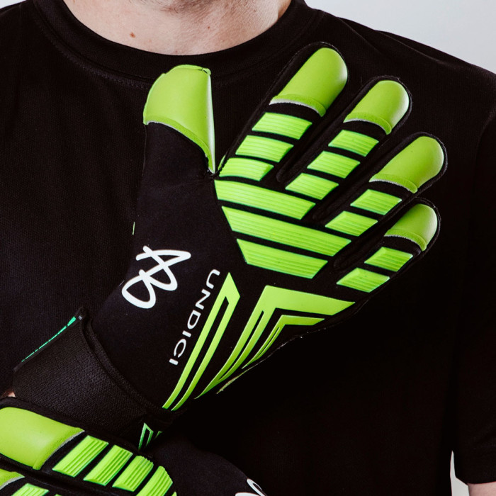 AB158J AB1 SHOCK-ZONE Pro Junior Goalkeeper Gloves black/fluogreen