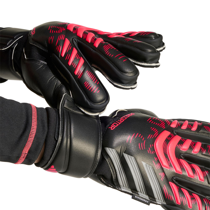 didas Predator Match Fingersave 'STEALTH VICTORY' Goalkeeper Gloves