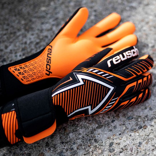 handanovic gloves