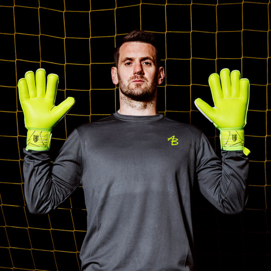 goalkeeper gloves academy