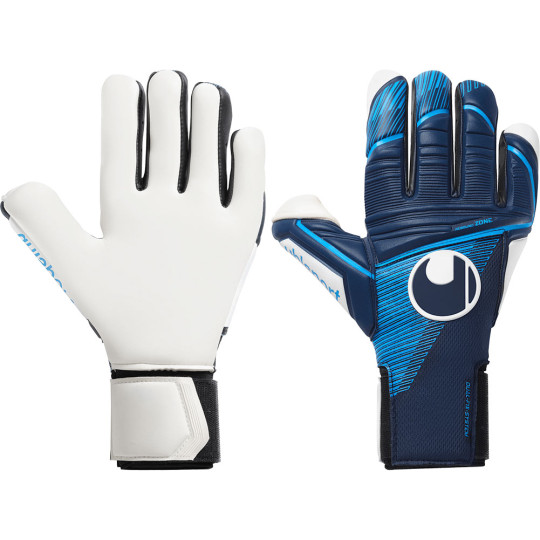 Spurs best sale goalie gloves